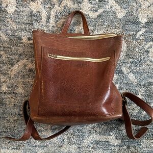 Portland Leather Classic Tote Backpack